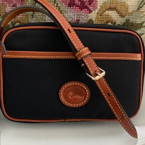 NWT - Dooney & Bourke Black Heavy Italian Nylon Camera Bag OR Navy